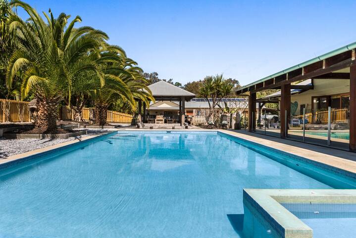 Sun, Surf, Land & Sand gallery image 2