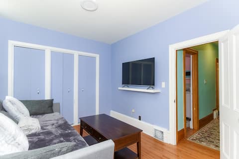 Top performing Airbnb: Wellington West Inn in Kitchissippi