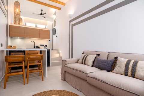 Successful Airbnb property: SunSal Luxury Studios | Earth in Περιφέρεια Νοτίου Αιγαίου