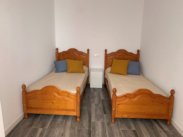 HABITACION DOS CAMAS INDIVIDUALES