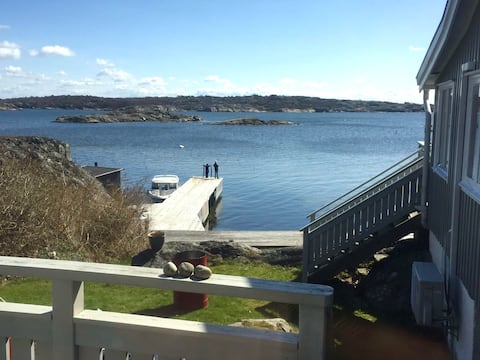 House by the sea on Brännö
