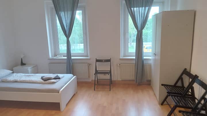 Rackwitz/leipzig - 3 Zimmer/küche/bad  Messe & Bmw - Delitzsch
