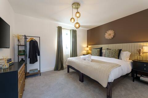 Alba - 2 Bed Luxury Apartment by Mint Stays