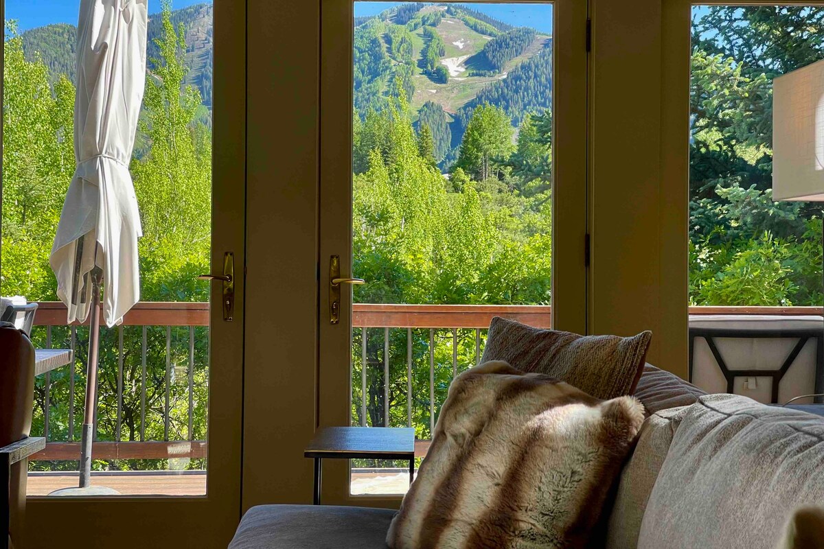 Kettle Retreat — view 3