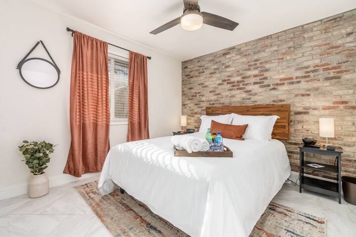 2 Cozy Condos In The Heart Of Short North/OSU gallery image 2