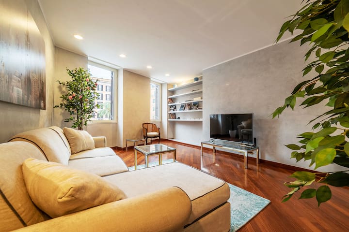 Piazza di Spagna 90 Exclusive Apartment