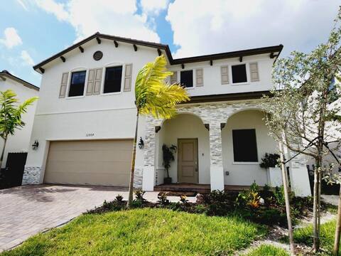 New Contemporary & Elegant Home