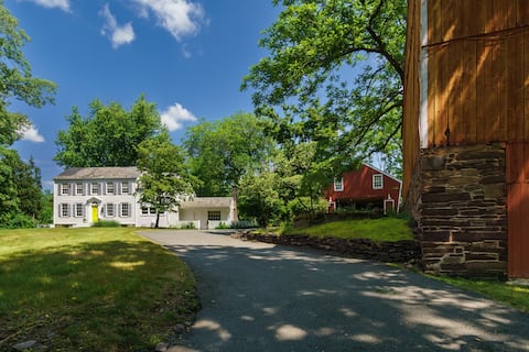 Idyllic Designer Farmhouse