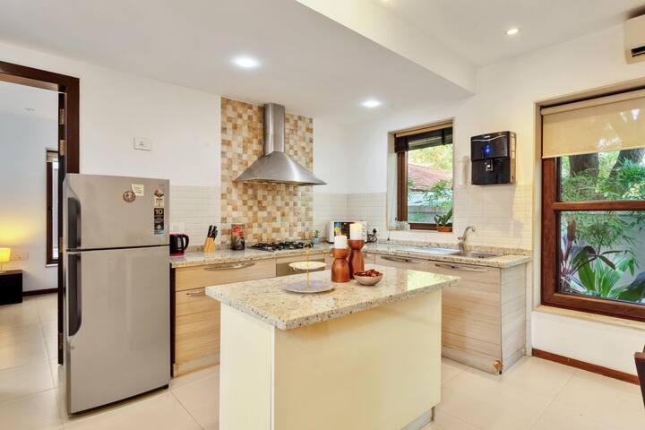 Fully equipped modern kitchen for your use.