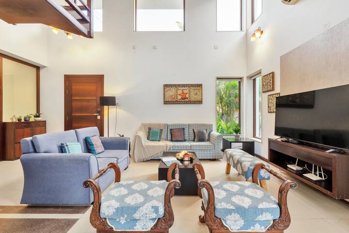Living room image 5