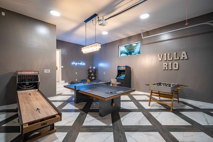 Villa Rio Luxury Pool & GameRoom gallery image 5