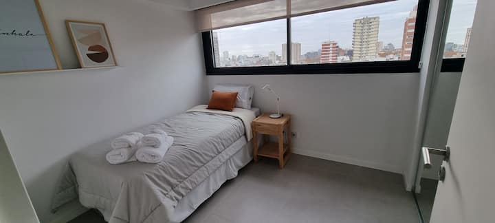 Chumba cha pili kilicho na chaguo la kitanda sehemu 1.