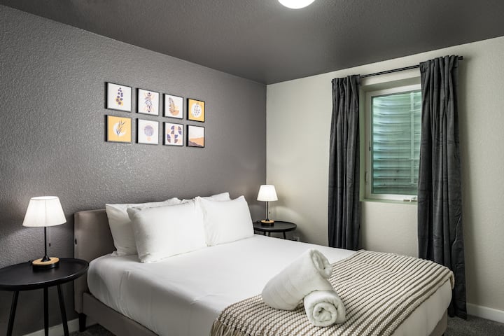 Dormitorio 5 - Cama queen con puertos USB en el lateral