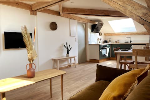 Charming apartment at the foot of the Grand Colombier