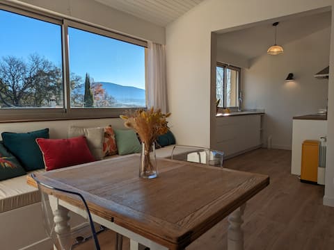 Top Airbnb: Quiet and central in Vaison La Romaine