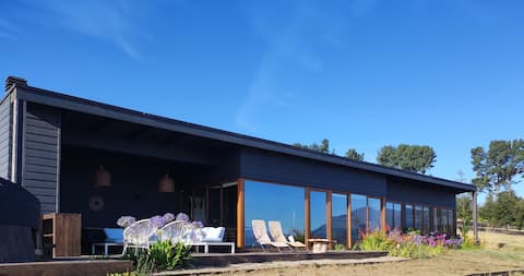 Shore house Lake Panguipulli, Southern Chile