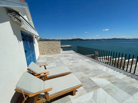 Beachfront Villa Murter