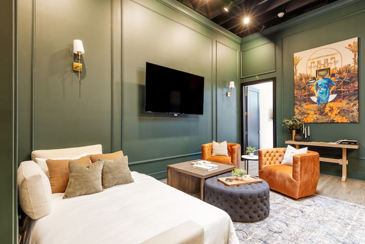 Union St Lofts & Salon- Broadway Downtown Nash 201