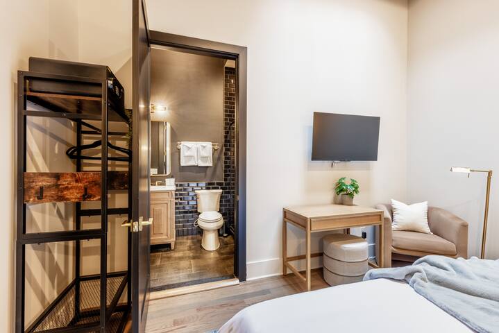 Union St Lofts & Salon- Broadway Downtown Nash 201 gallery image 4