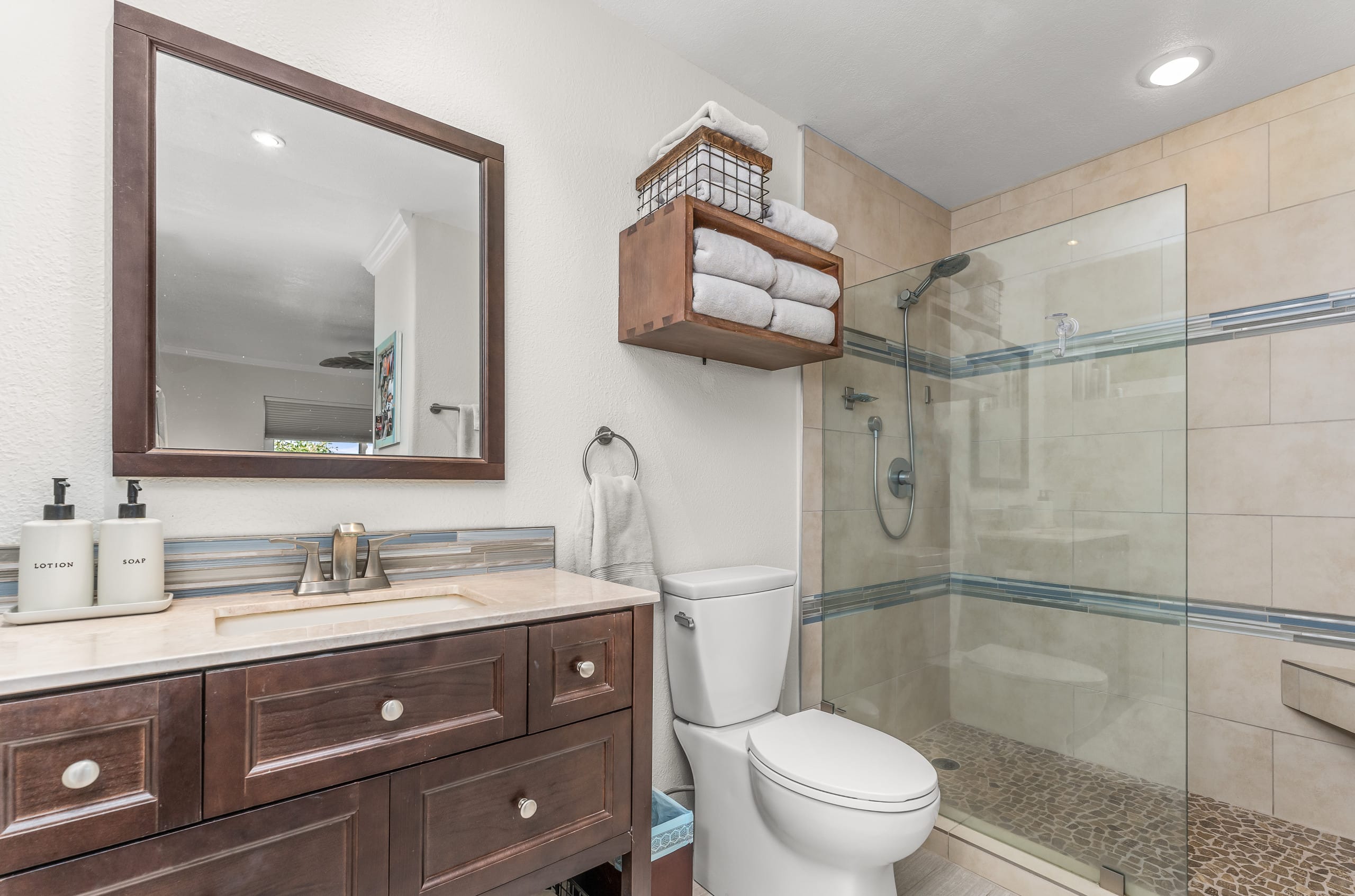 Condo in Kihei · ★4.98 · 2 bedrooms · 2 beds · 2 baths - Image 20