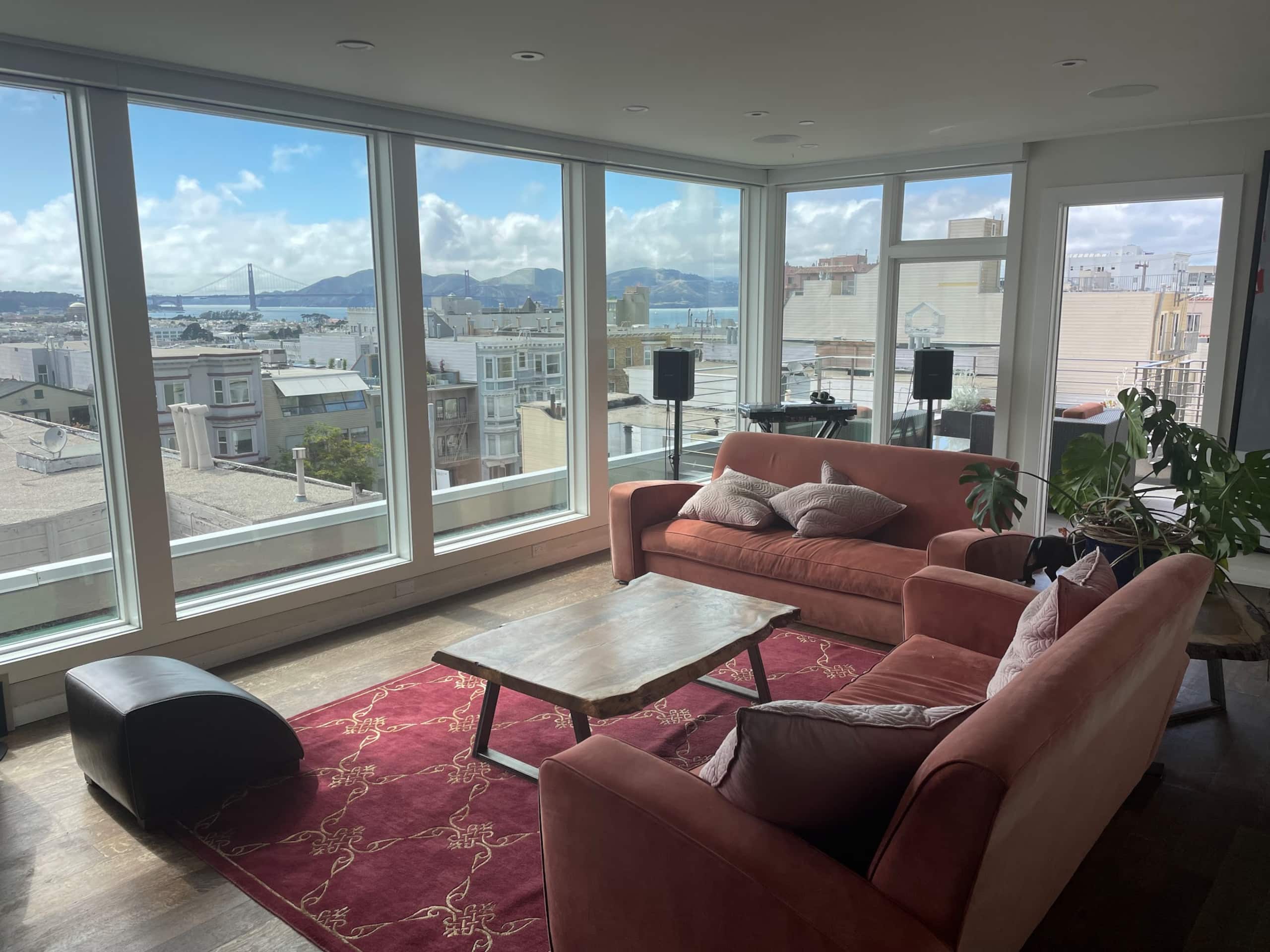 Condo in San Francisco · ★5.0 · 4 bedrooms · 4 beds · 3.5 baths - Image 5
