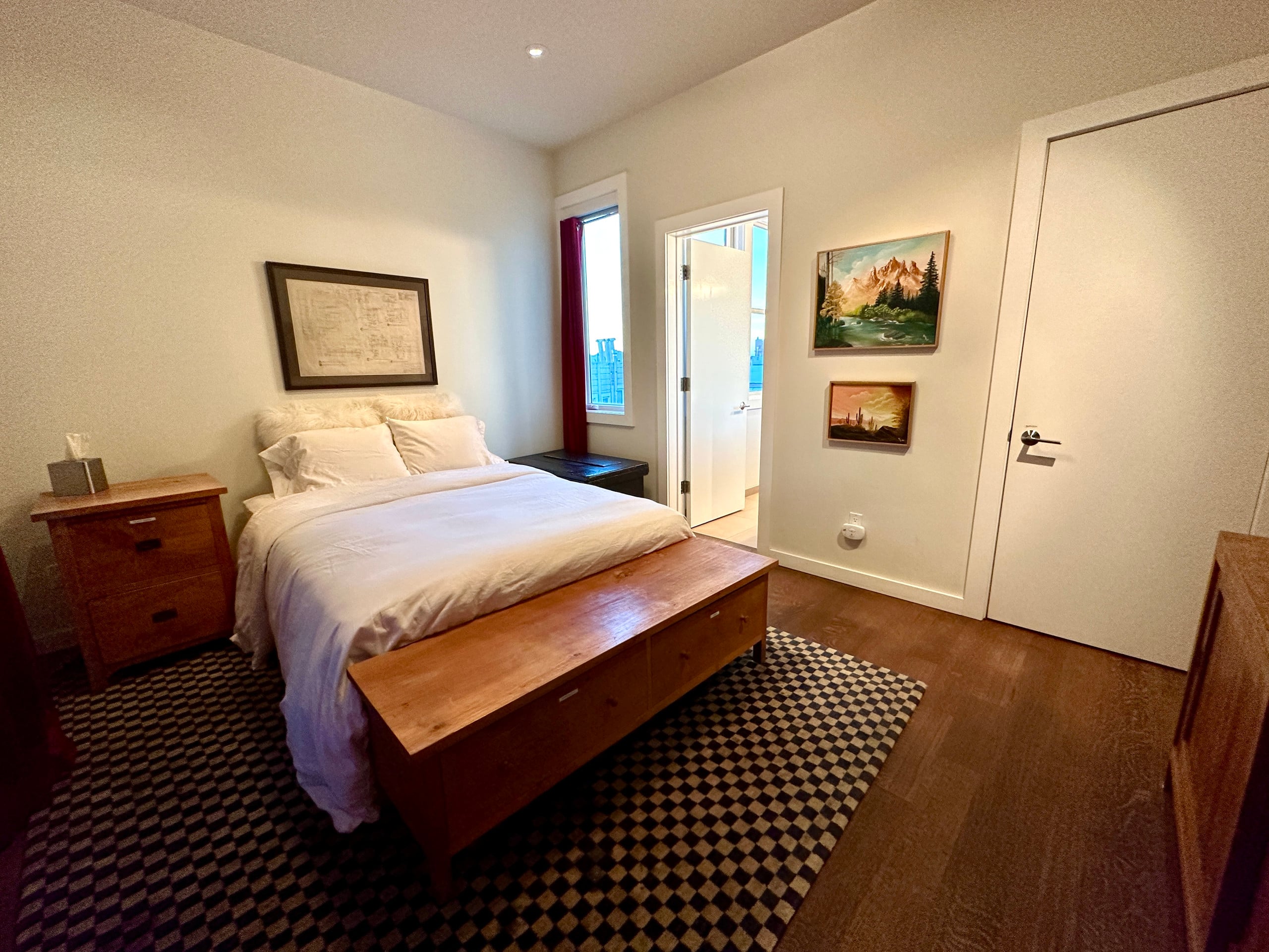 Condo in San Francisco · ★5.0 · 4 bedrooms · 4 beds · 3.5 baths - Image 17