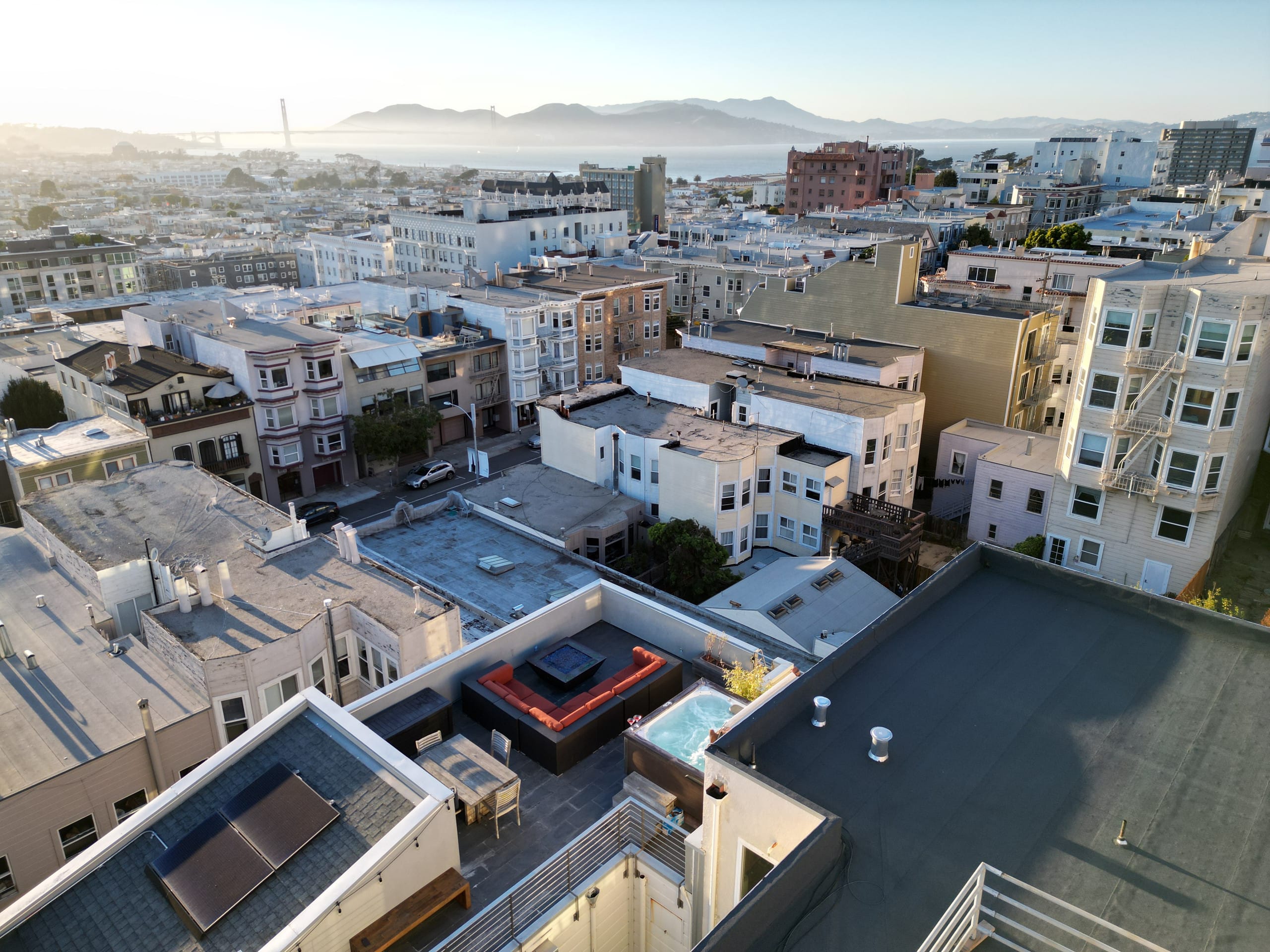 Condo in San Francisco · ★5.0 · 4 bedrooms · 4 beds · 3.5 baths - Image 42