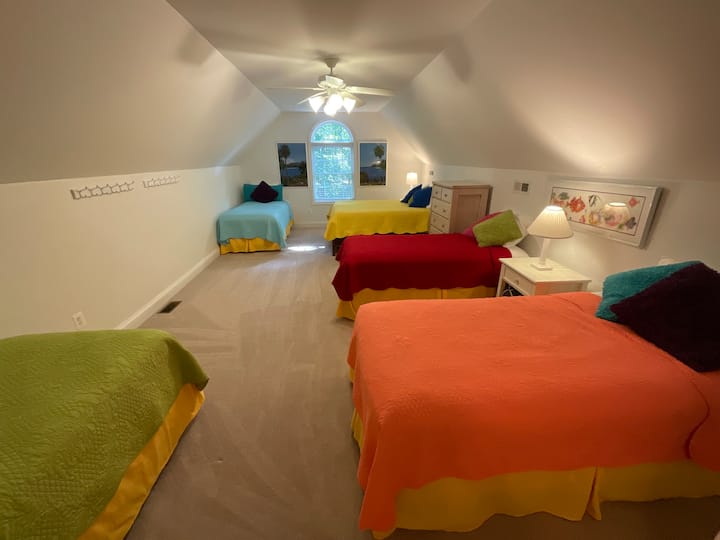 Chumba cha kulala cha Gabled 6