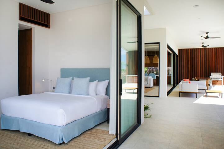 3BR Villa Skye w/ Private Pool & Ocean Views