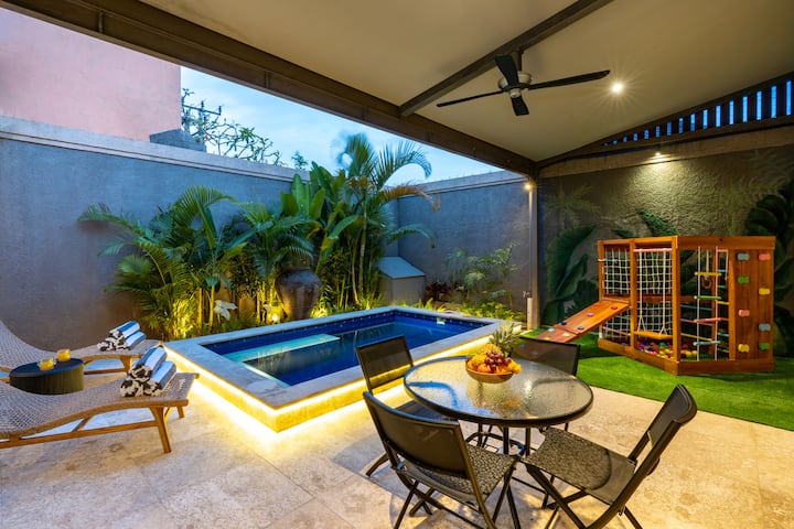 Central 3bd Modern Villa W/ Pvt. Pool & Play Area - Bali