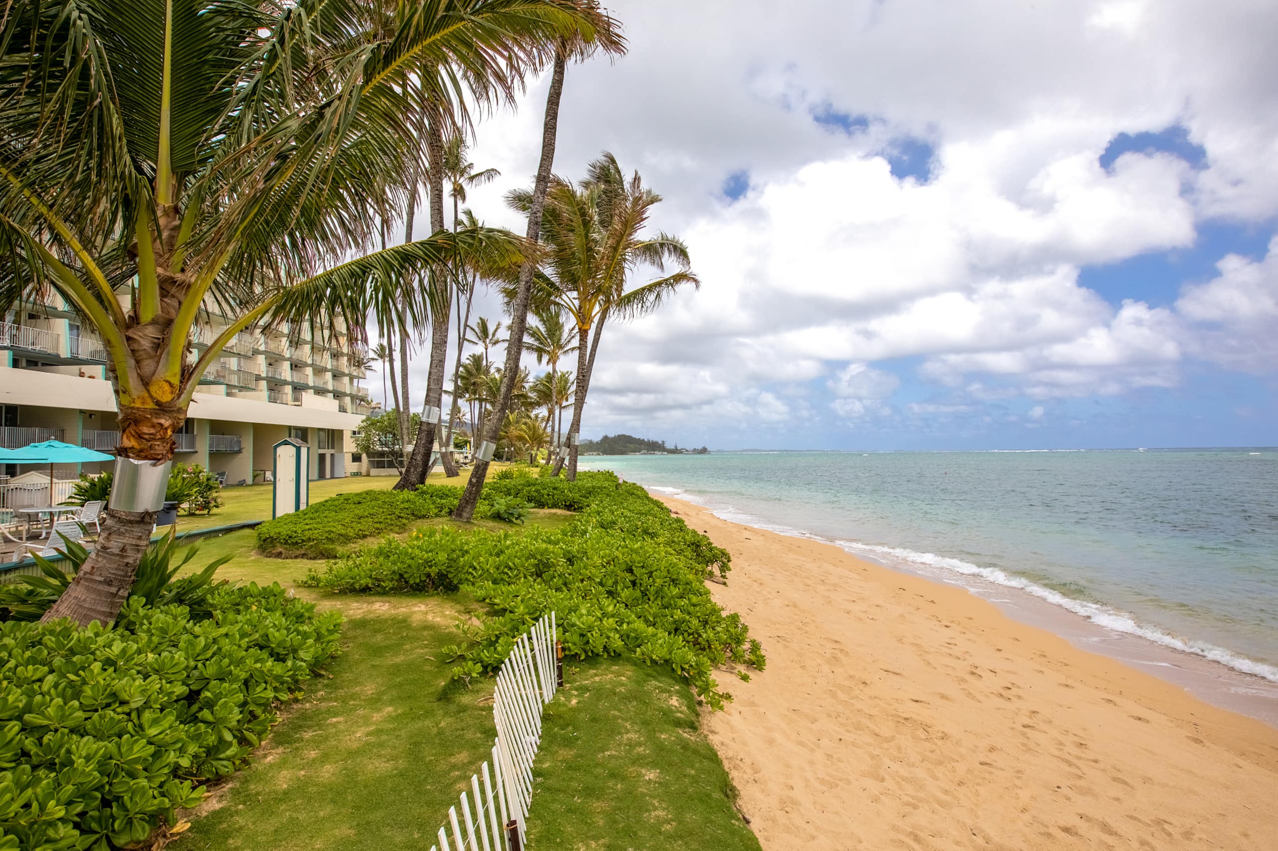Ocean view, Sleeps 4, AC, Beautiful Beach, Wi-Fi - Image 24