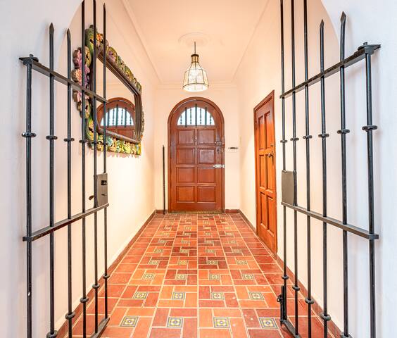 Huge House in Condesa for 18 gallery image 5