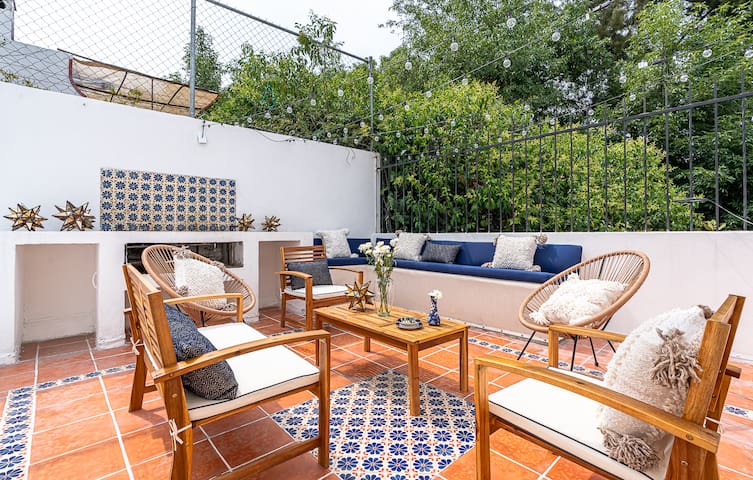 Huge House in Condesa for 18