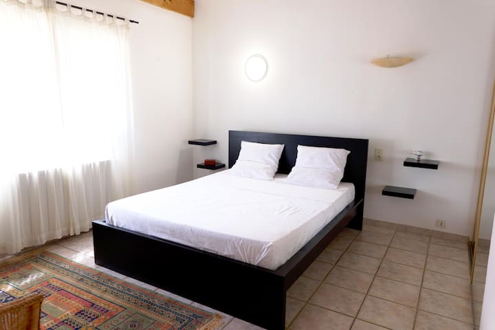 Spálňa (1)   Posteľ 160 cm