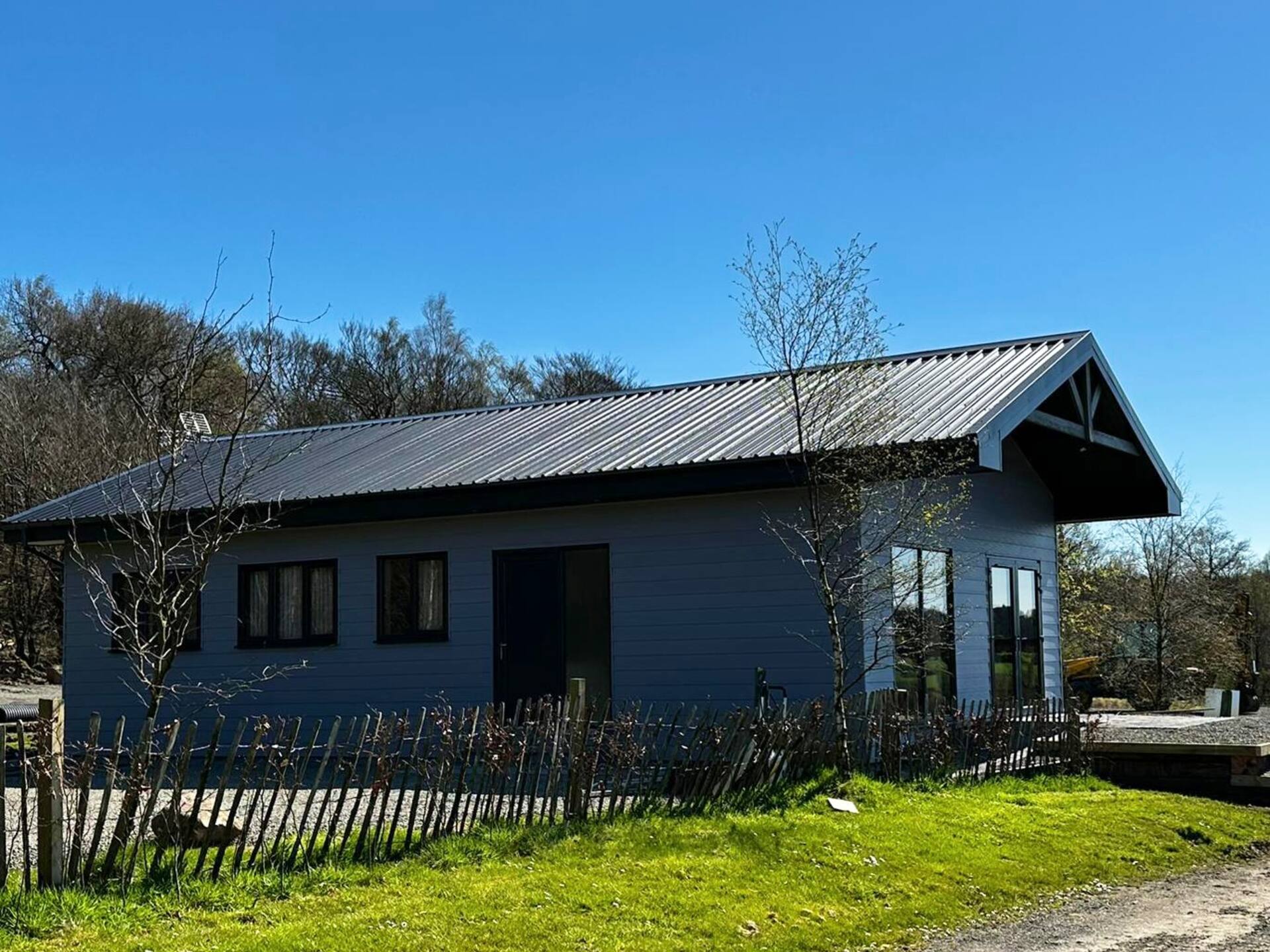 Spacious 3-Bed Chalet near Glasgow (Sleeps 6)