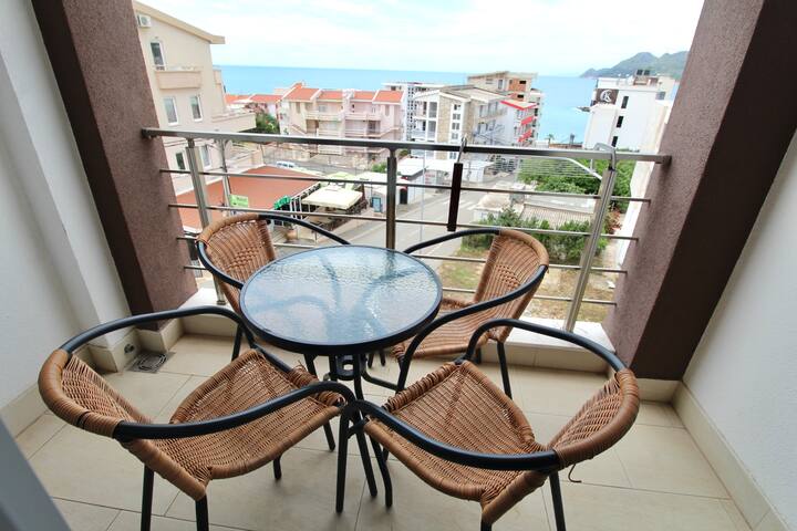 Albatros Real Estate managed Airbnb listing 2