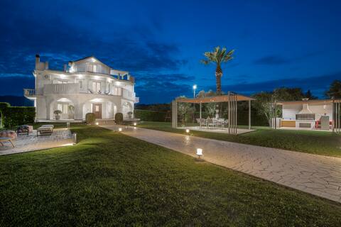 Gala's Elegant Home - Villa