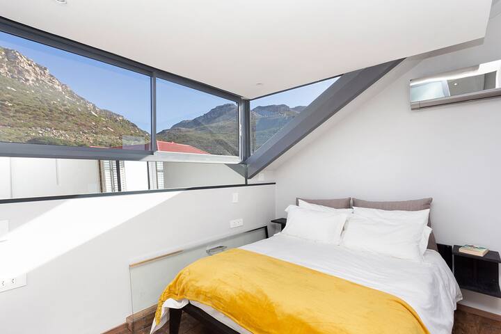 Harbour facing Penthouse gallery image 4