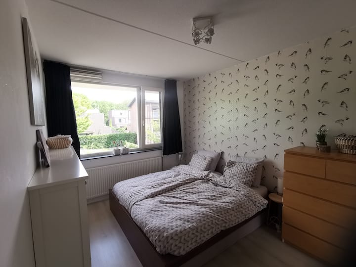 sovrum på bottenvåningen