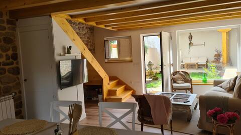 3 bedroom Country House