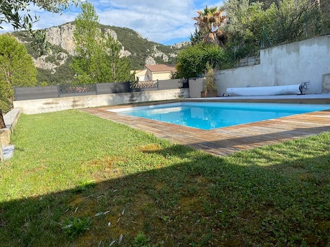 House between city and nature, in the heart of the Cévennes