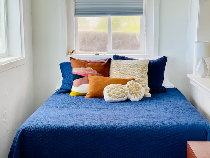 Отпуснете се, пристигнахте. Разкошно пространство, изпълнено със светлина, с денонощни океански звуци.