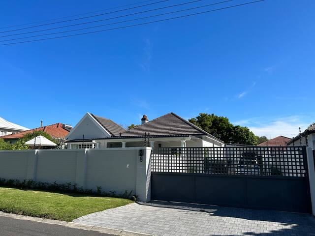 Home in Rondebosch/Keurboom Park gallery image 2