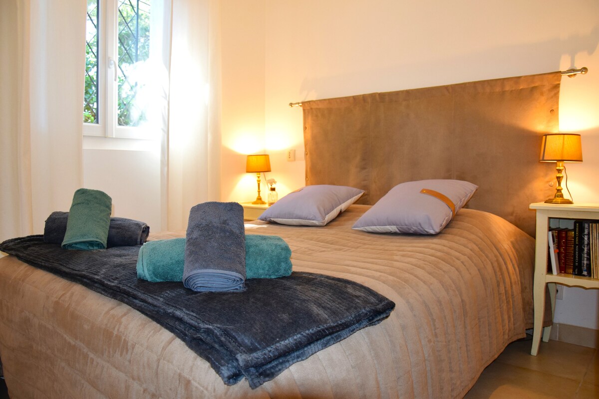 Air-conditioned room