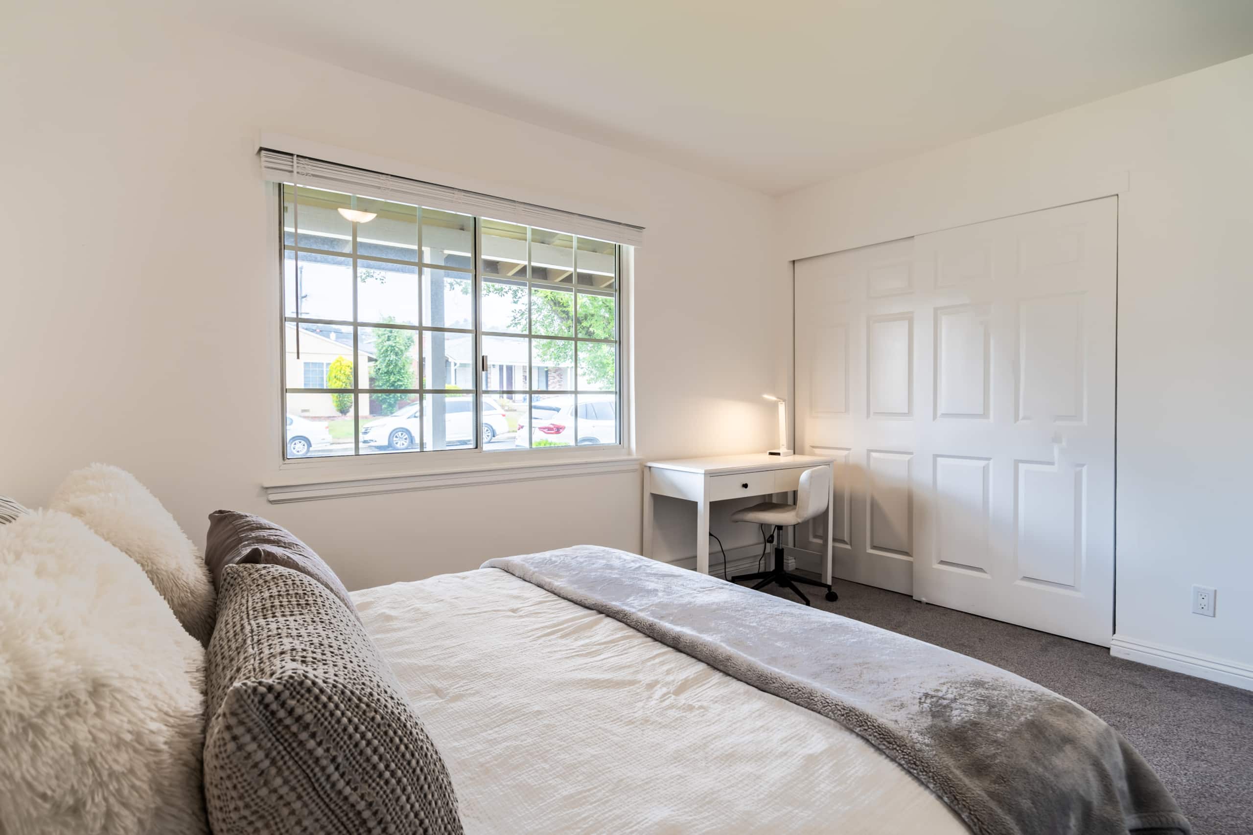 Home in South San Francisco · ★5.0 · 3 bedrooms · 4 beds · 2 shared baths - Image 5