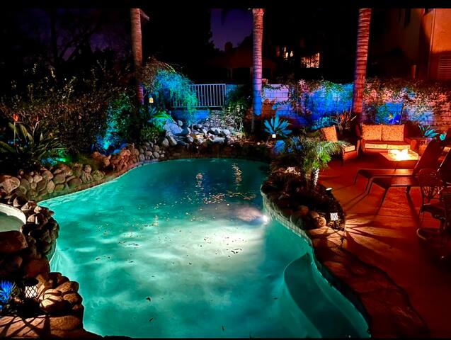 Newly remodeled home w pool/spa gallery image 5