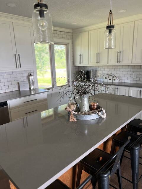 Cozy Home 2 - Enjoy Kentucky Lake!