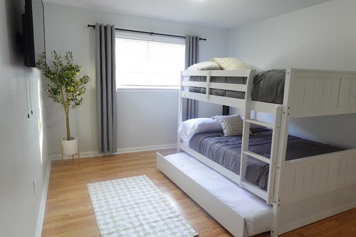 საძინებელი 1