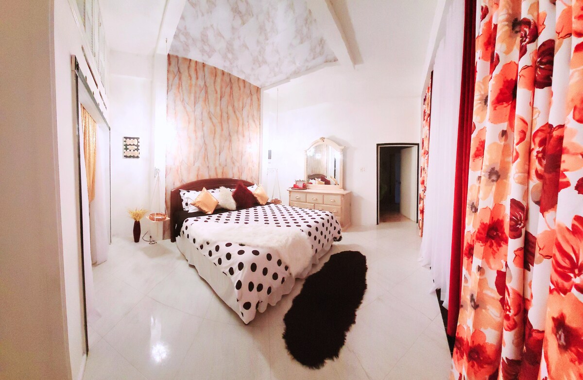 Patio Suite 1 of 5 Bedrooms 