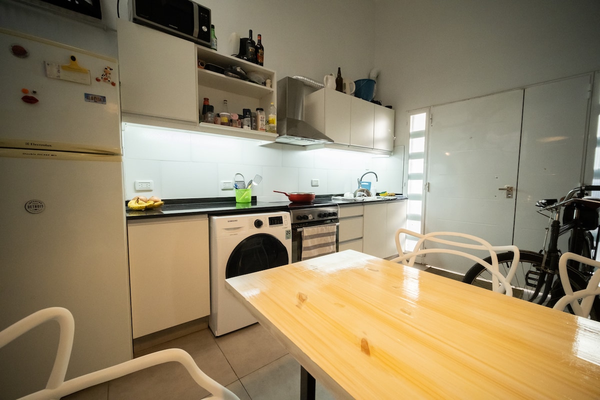 Quarto privado em casa compartilhada em Chacarita